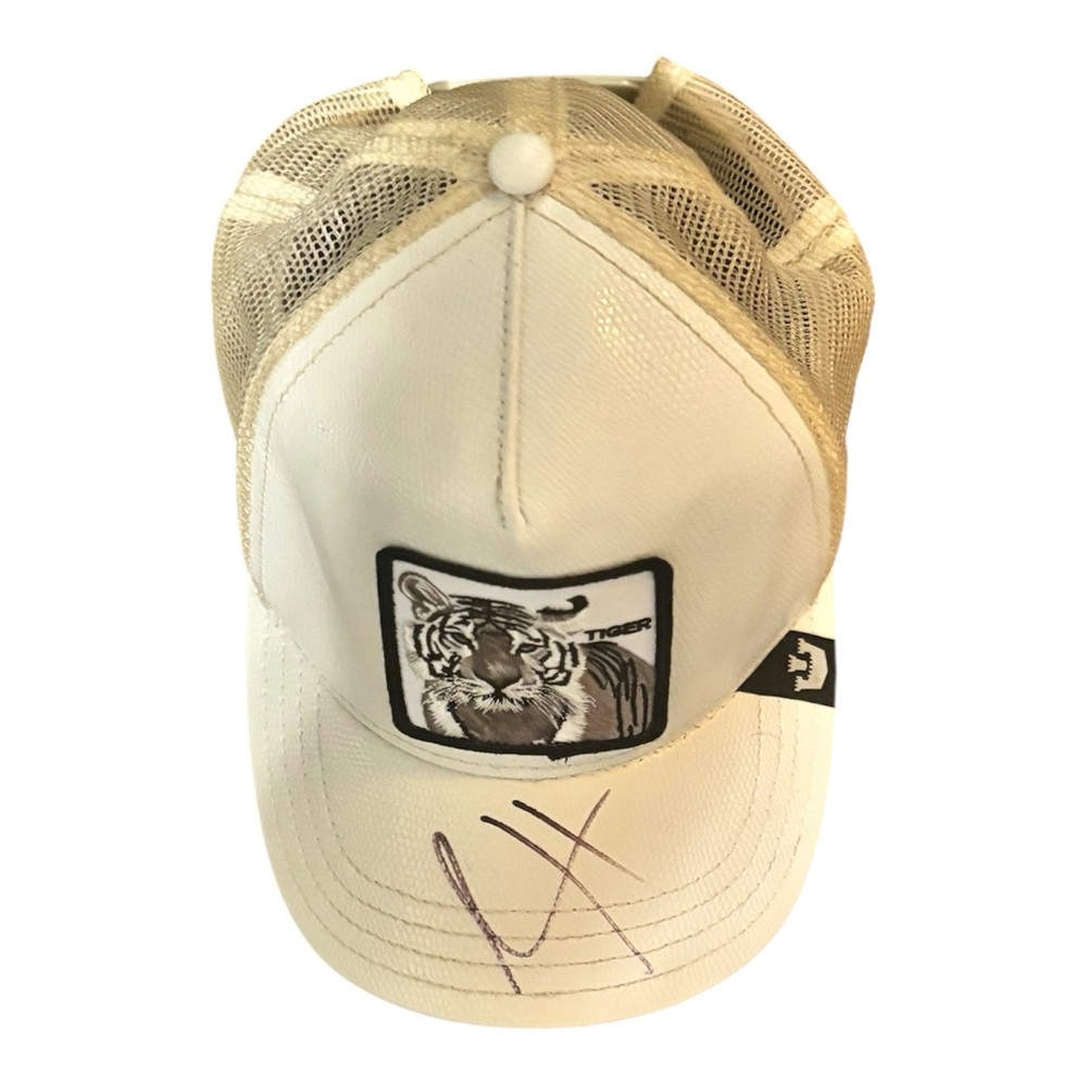 2hollis signed hat